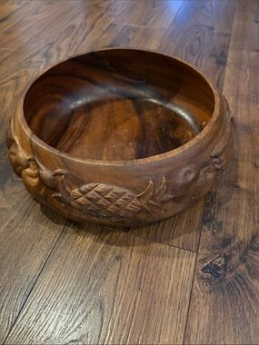 Vintage Genuine Monkey Pod Hand-Carved Brown Wooden Decorative Bowl